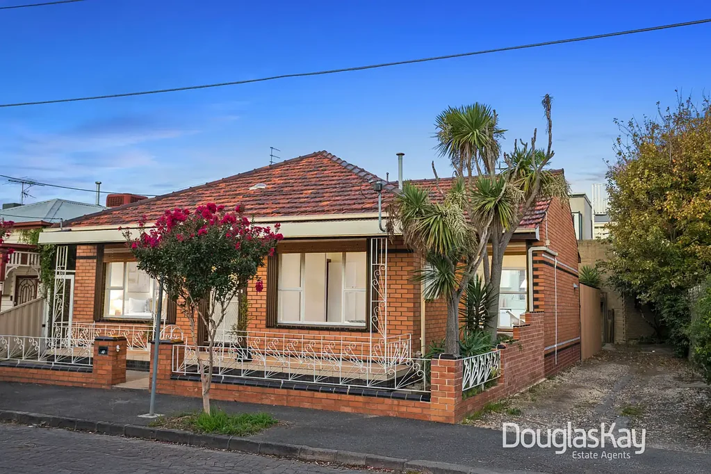 13 Bilston Street, Seddon, VIC 3011