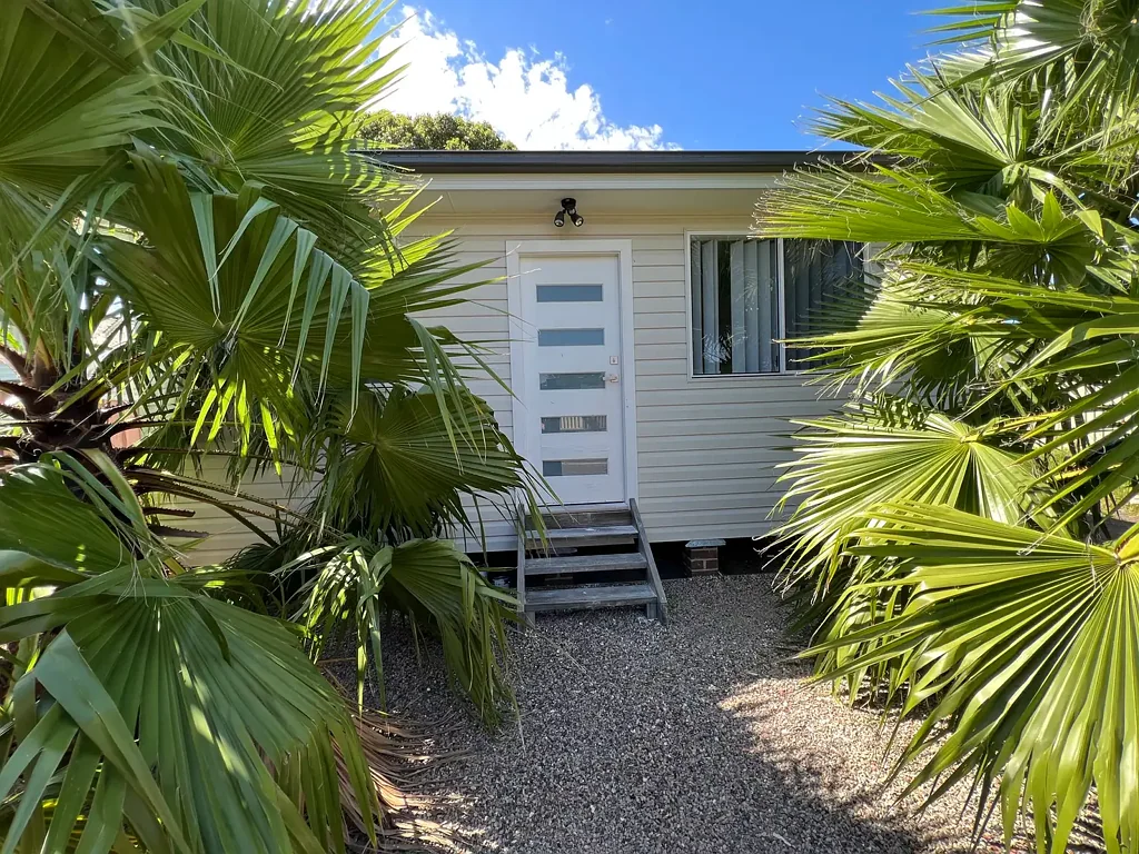 Spacious 2 Bedroom Granny Flat