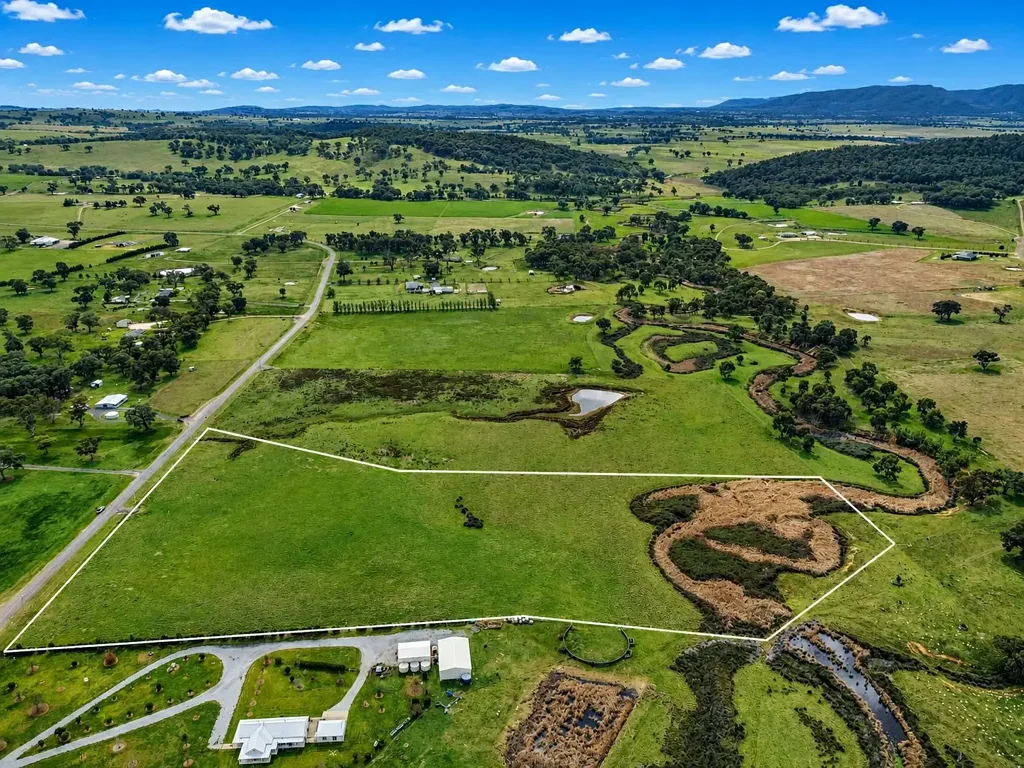 Young 14.6ac Vacant Block Ready To Go!