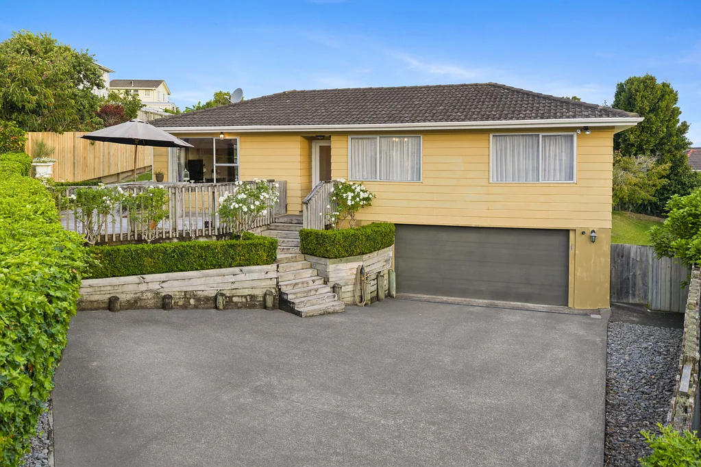 7 Glenbervie Crescent, Massey, Waitakere City, Auckland