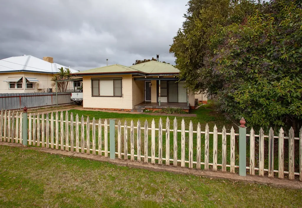 39 Zouch St, Wellington, NSW 2820