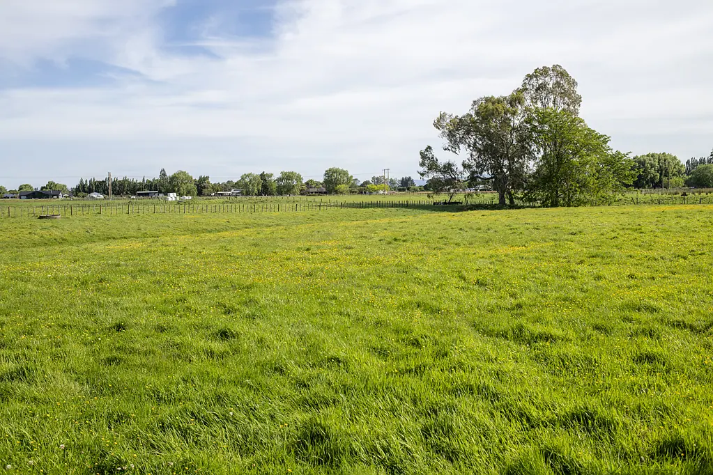 Hexton  Space, privacy, and position