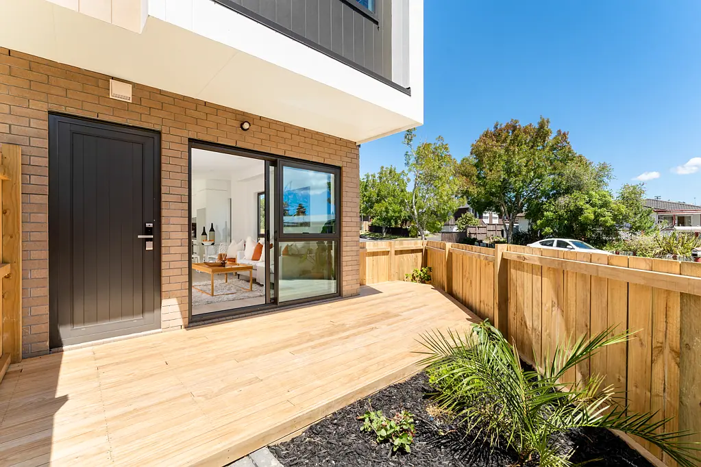 Henderson 3Kwarto Best Corner Site with Space & Privacy