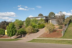 22 Sanctuary Drive, Goulburn
