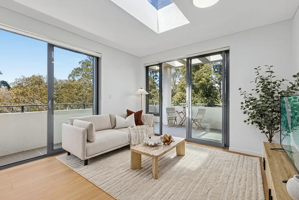Lane Cove 2कमरा Effortlessly modern corner position wrapped in leafy views and gentle breezes