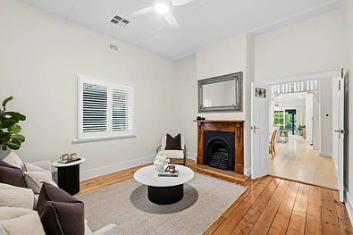 8 Mitcham Avenue, Lower Mitcham, SA 5062, 4房, 2浴, House