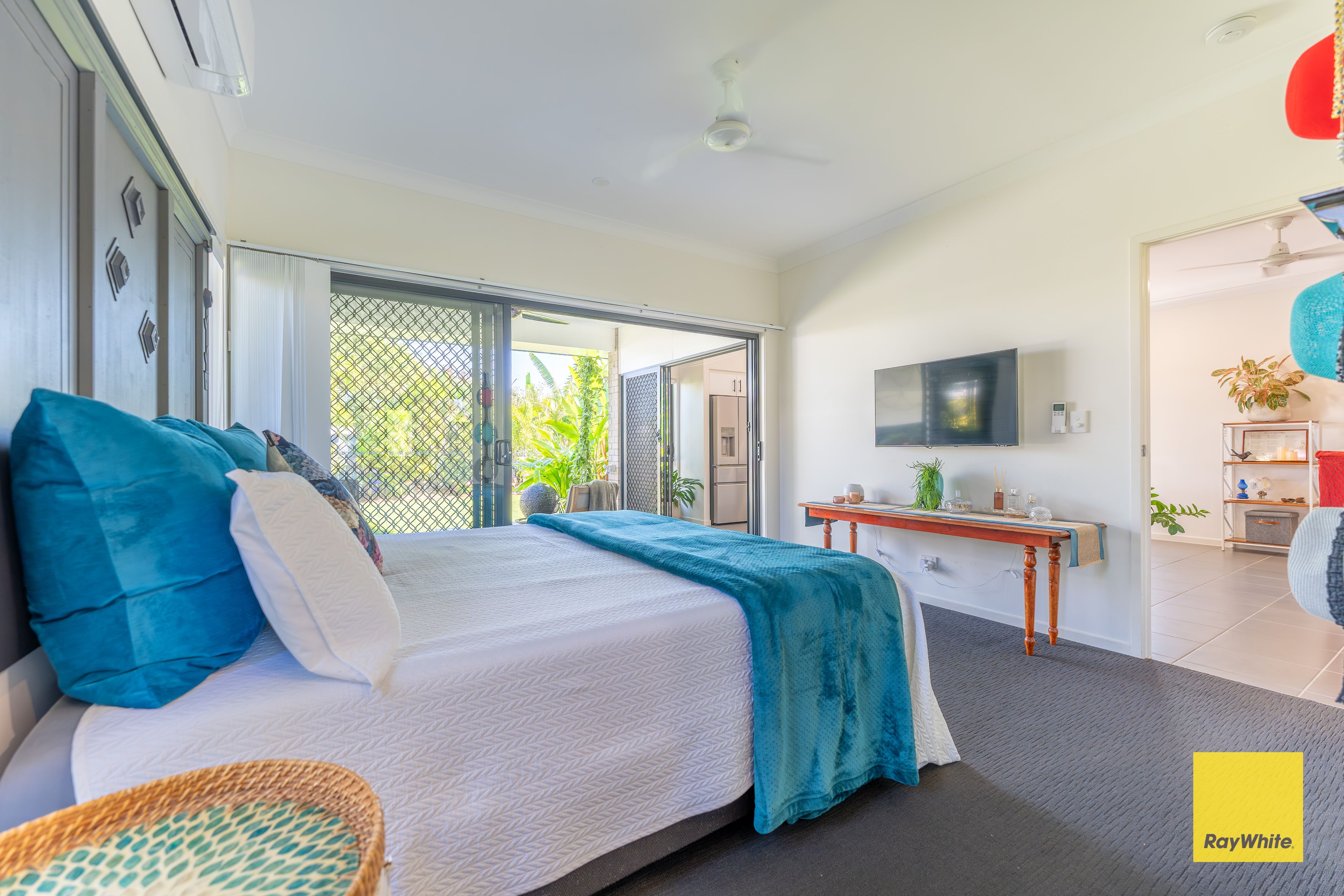 7 PEGGY DR, CORAL COVE QLD 4670, 0 Bedrooms, 0 Bathrooms, House