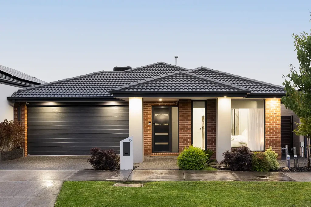 15 Urquhart Street, Mickleham, VIC 3064