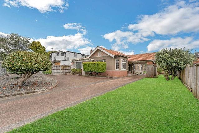187 Green Lane West, Greenlane, Auckland City