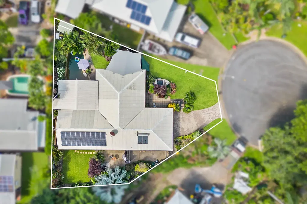 2 Krakatoa Close, Smithfield, QLD 4878