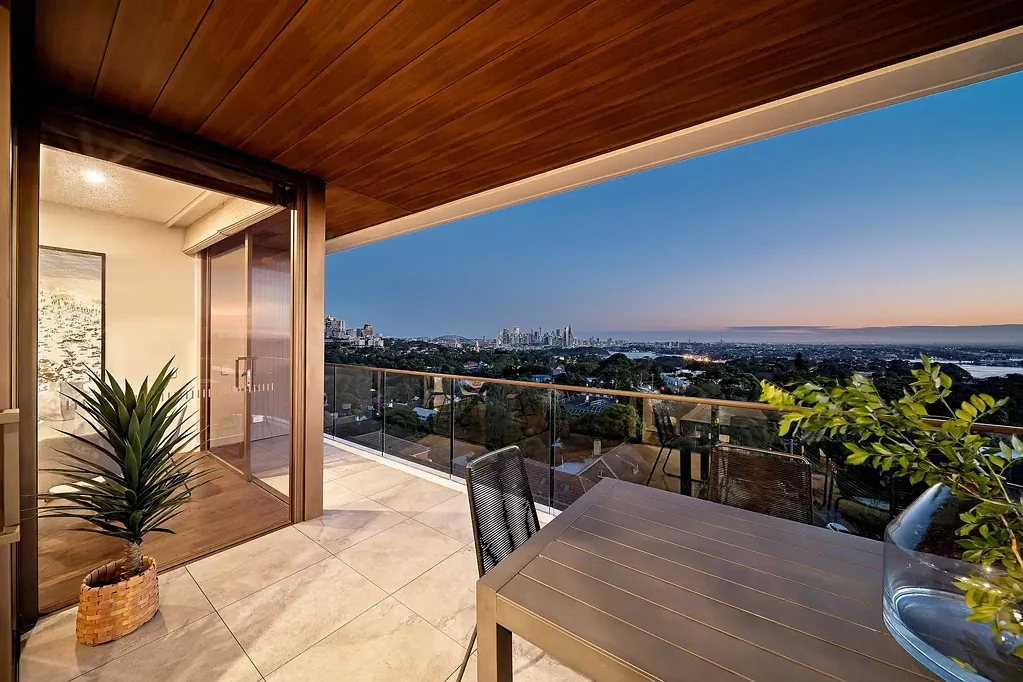 Greenwich 3Phòng ngủ Award-winning apartment with world-class views and an exceptional lifestyle