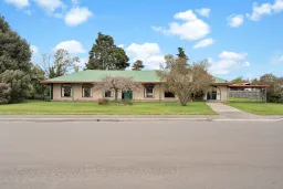 3 Park Street, Longford