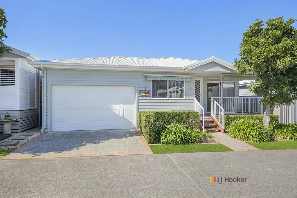 Lake Munmorah 3ਬੈੱਡਰੂਮ Stylish 3-Bedroom Home in Premier Over 55s Lifestyle Community