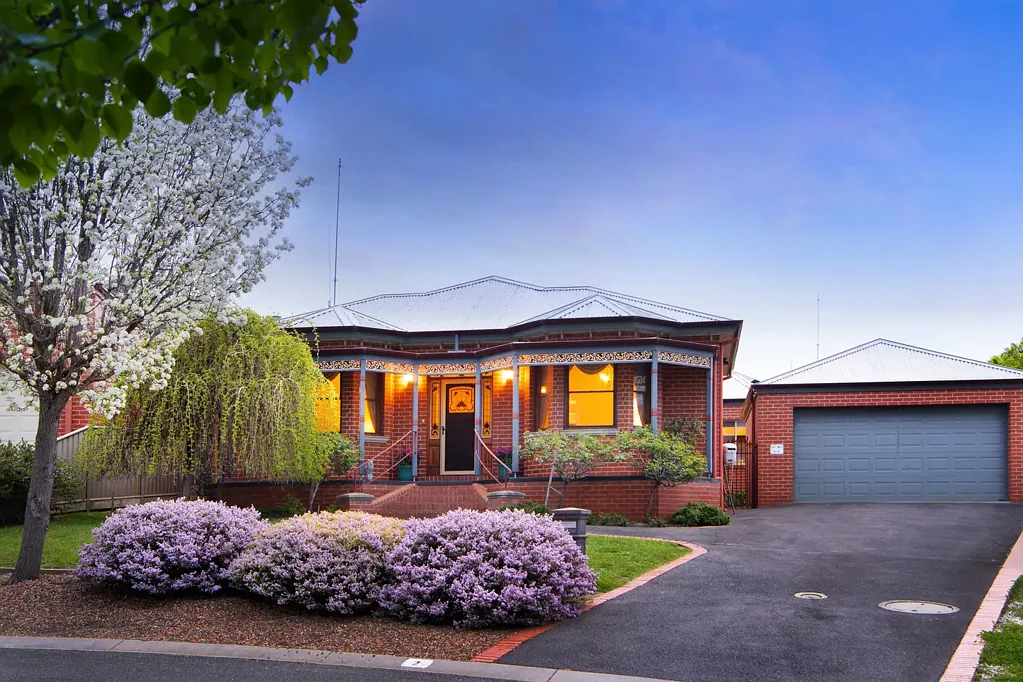 2 Alfred Drive, Mckenzie Hill, VIC 3451