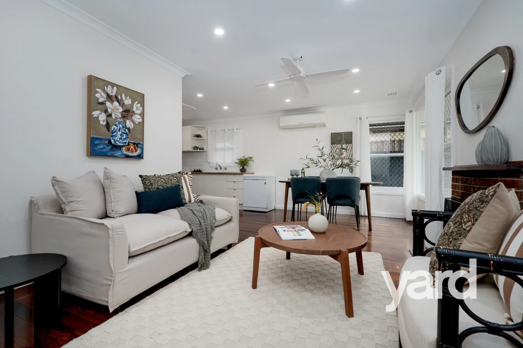 15 Rinaldo Crescent, Coolbellup, WA 6163