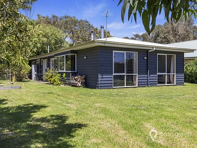 Sandy Point 3房  CHARMING HOLIDAY HOME WITH RURAL OUTLOOK.