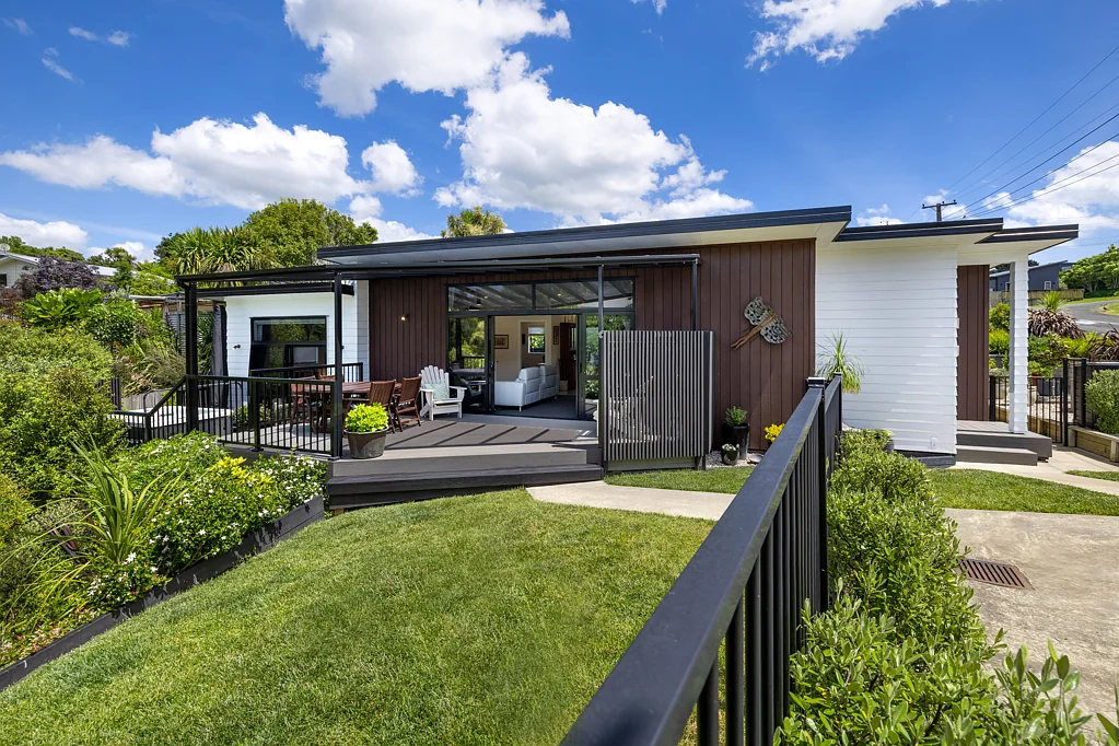 44 Cambrae Road, Raglan, Waikato