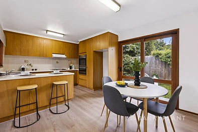2/26 Munro Avenue, Mount Waverley, VIC 3149, 2房, 1浴, Unit