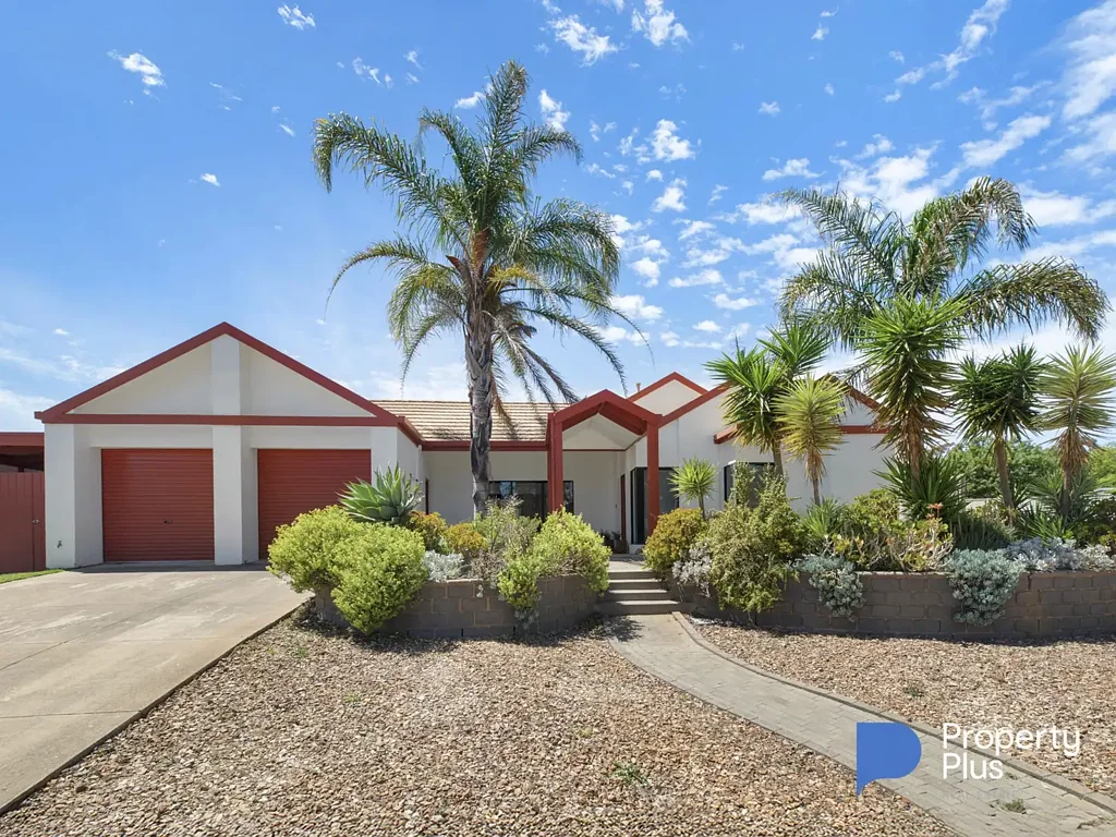 6 Peppertree Grove, Strathdale, VIC 3550