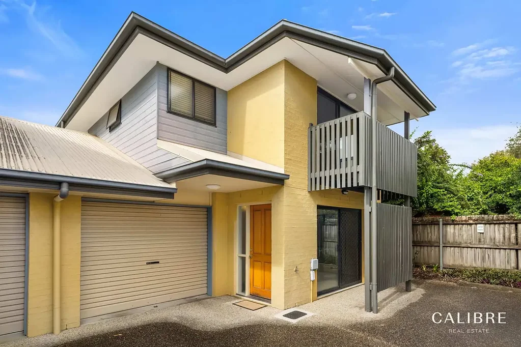Spacious Townhouse with Private Courtyard