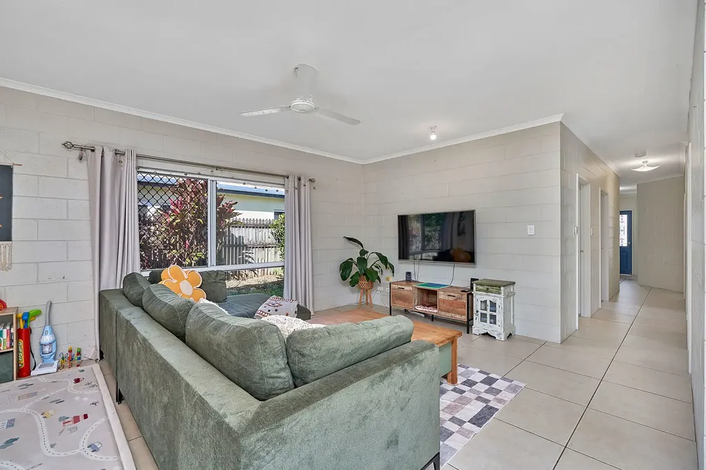Brinsmead 3房  The perfect future family home with immediate rental income