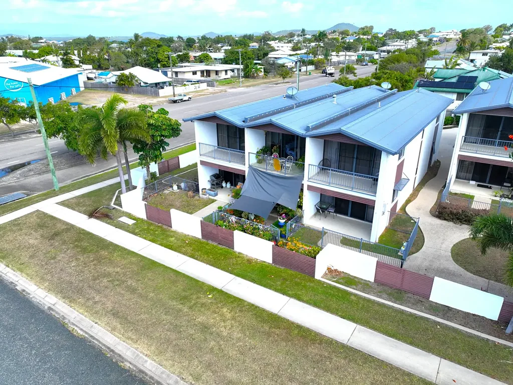 Bowen 2房  Modern Townhouse, Prime Location, Strong Rental Appeal