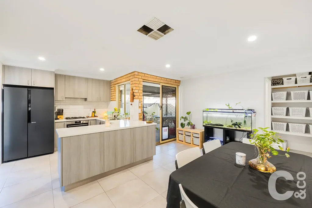 Parmelia 4બેડરૂમ MOVE-IN READY WITH ROOM TO MAKE IT YOUR OWN