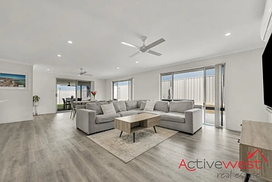 15 Cobia Street, Sunset Beach, WA 6530, 4 chambres, 2 salles de bain, House