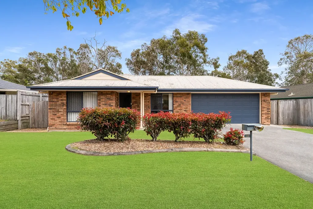 Crestmead 4침실 Quiet Position, Great Investment - Long-Term Tenant in Place