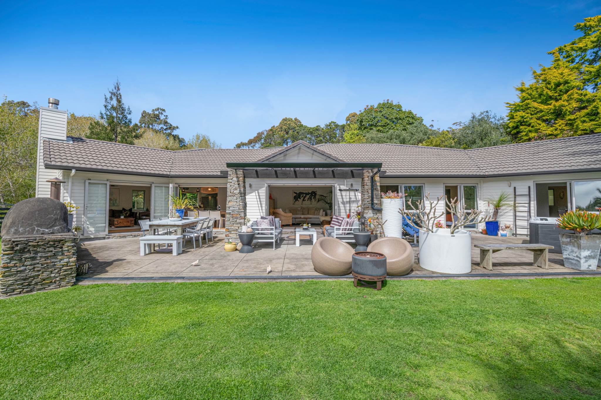 7C Hobbs Road, Matakatia, photo 3