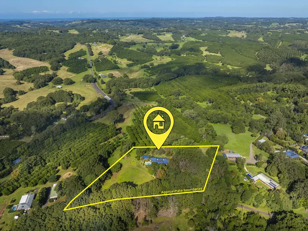 Pearces Creek 4chambre Private 5 acres with Master built home
