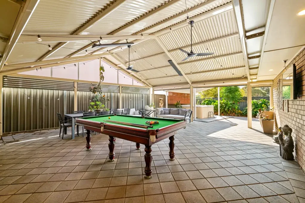 Woodcroft 4房  Renovated Family Home with Entertainer's Yard