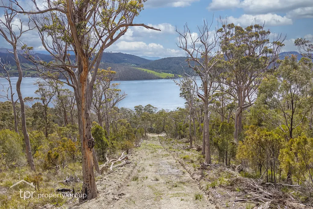Wattle Grove Where Privacy Meets Panorama
