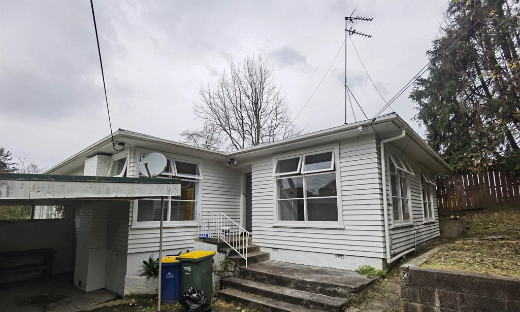 3 bedroom 1 bathroom