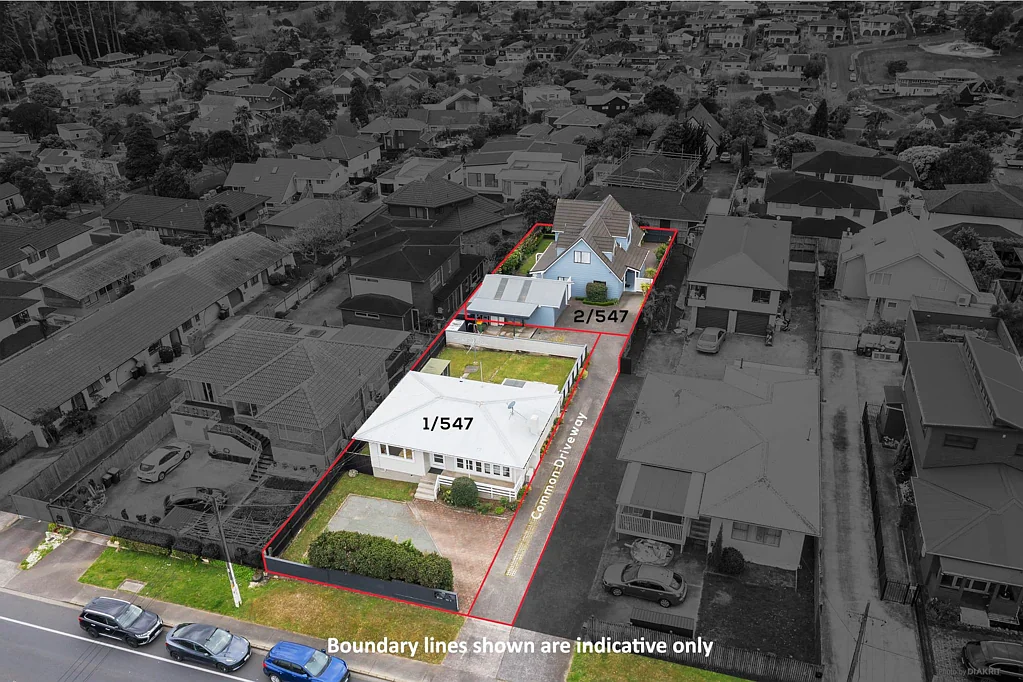 Mount Roskill 7침실 Rare Opportunity - Buy Both on 956m2 or Buy One