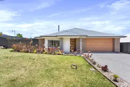 1 Honeysuckle Way, Mount Barker