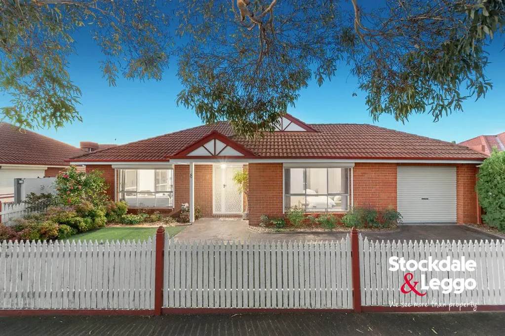 Glenroy 2 Bedroom Street Frontage Living in the Heart of Glenroy!