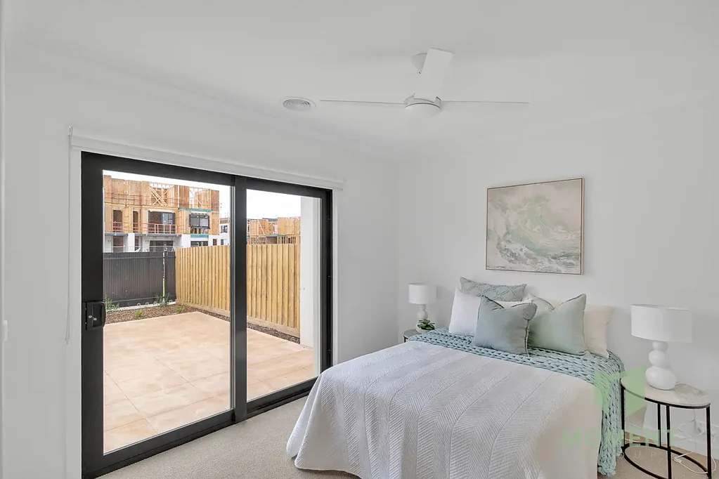Spacious Room with Private Frontyard Located In Prime Carrum Downs