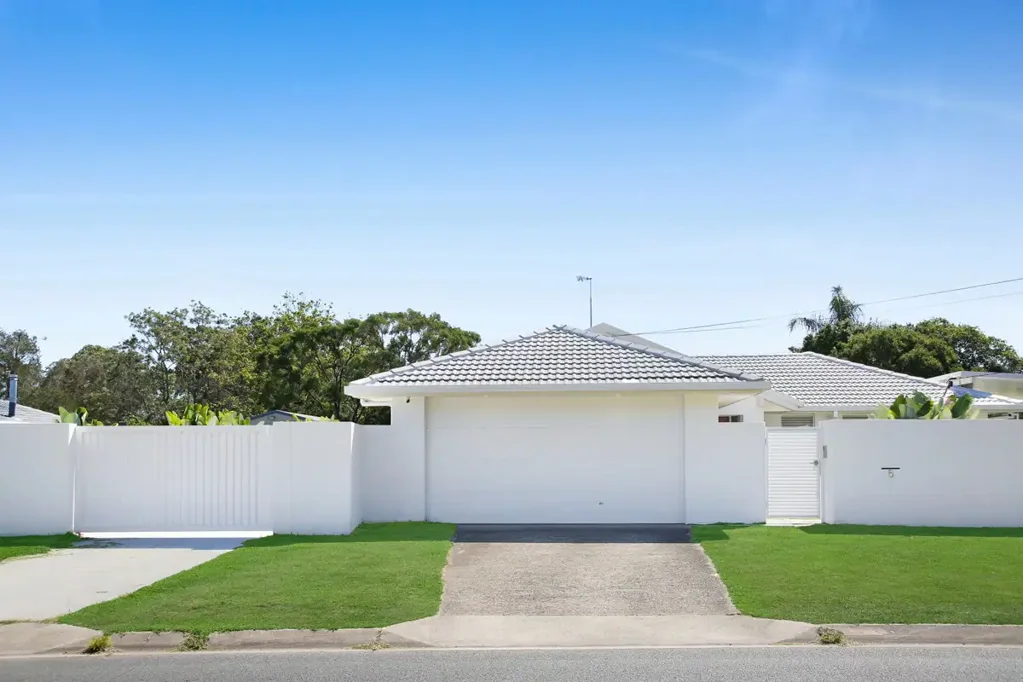 Tallebudgera 4غرفة نوم Semi-Rural Serenity, Space and Style - Under 10 mins from the Beach