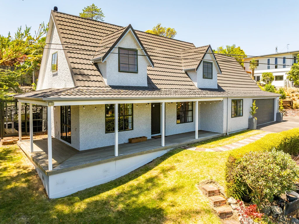 Havelock North 3 Bedroom Must Be Sold - Prime Havelock North Living