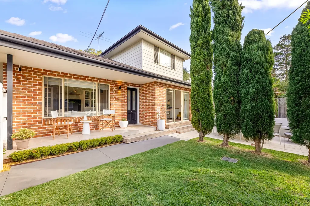 Caringbah South 3 Slaapkamer Contemporary Family Living with Premium Finishes, Outdoor Entertaining & Unbeatable Convenience