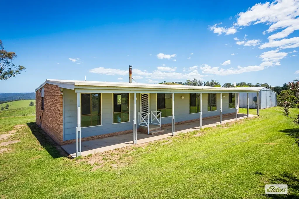 Brogo 4 Slaapkamer PEACEFUL ACREAGE LIVING WITH STUNNING RURAL VIEWS
