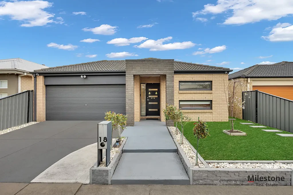 A Charming Family Home in a Beautiful Location !