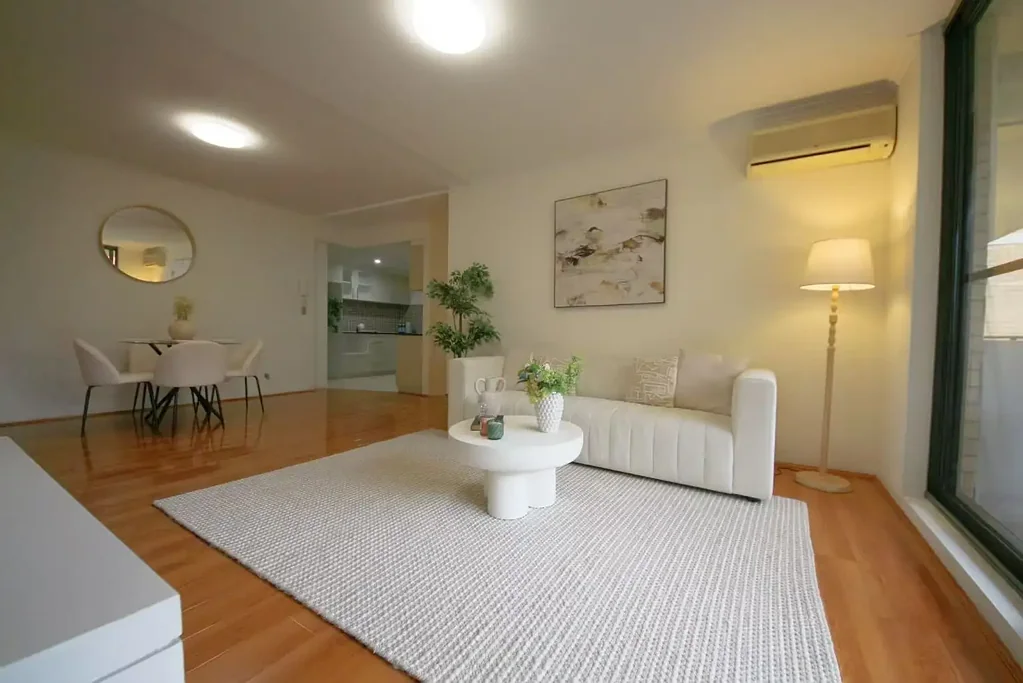 Spacious light-filled three bedroom apartment with large balcony