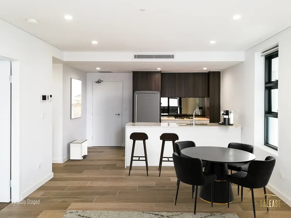 Edmondson Park 1部屋 Stylish One-Bedroom + Study Nook Apartment in Prime Edmondson Park