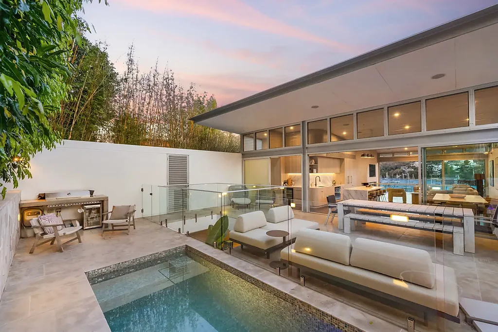 Fairlight 5 Bedroom Rare harbourfront masterpiece