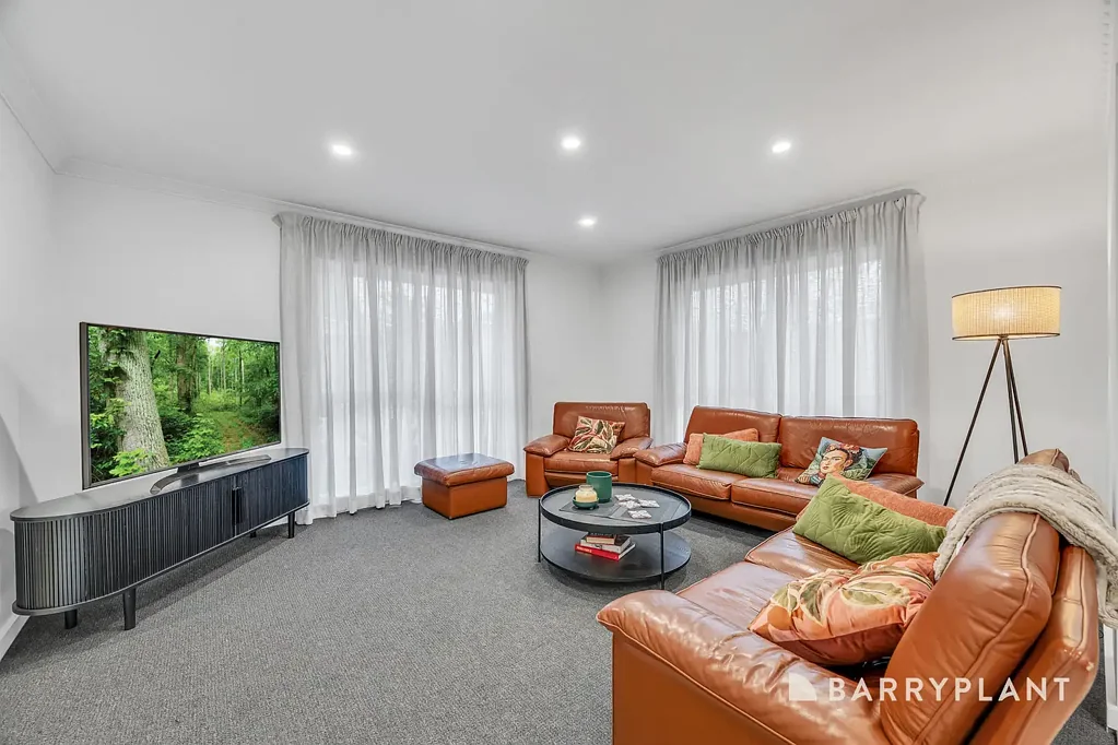 Stunning three bedroom unit in Lalor!
