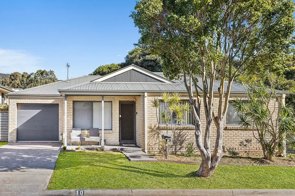 Albion Park 3 Slaapkamer MODERN VILLA LIVING