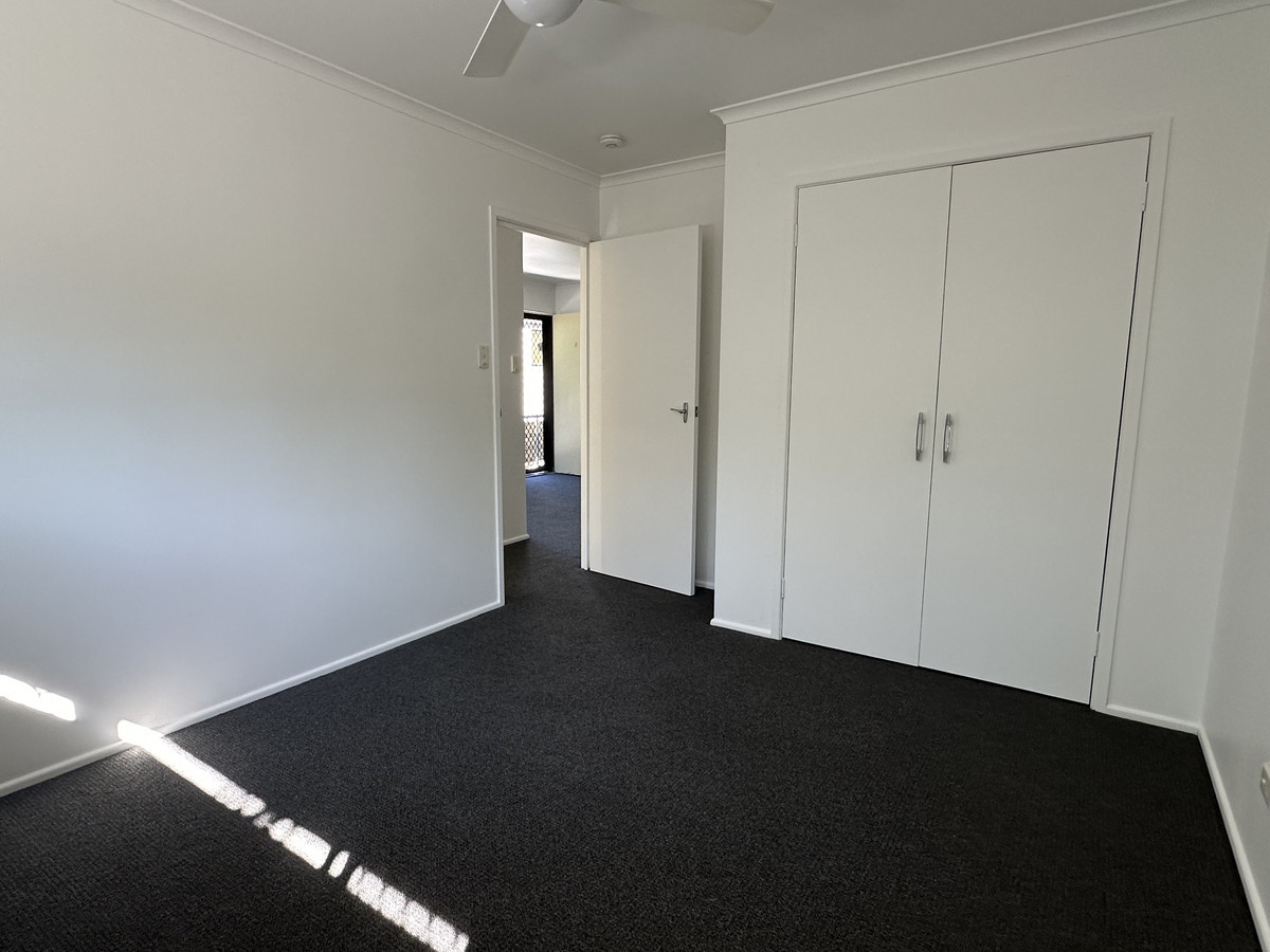 UNIT 4 24 DEVON ST, ANNERLEY QLD 4103, 0 habitaciones, 0 baños, Flat