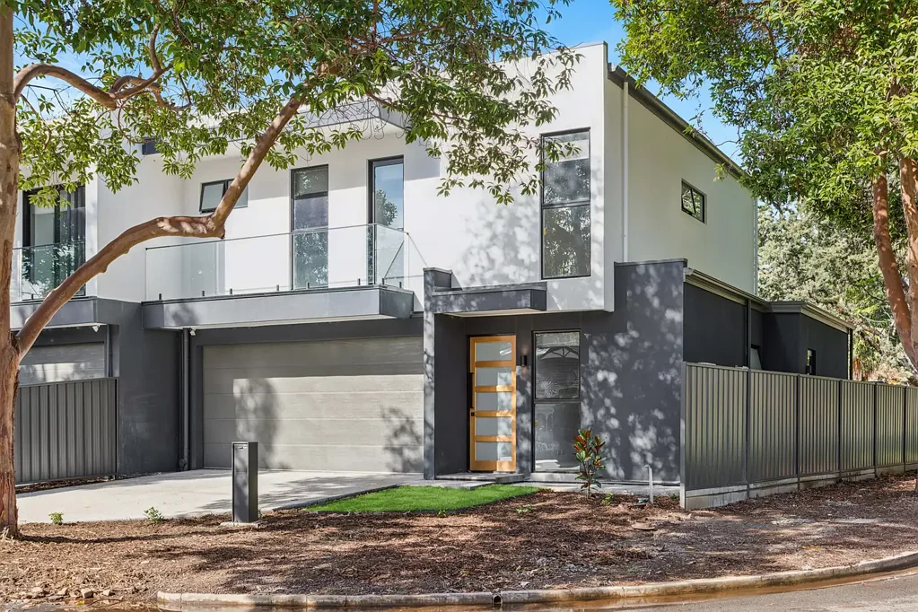 Modern Brand-New Family Living in a Prime Campbelltown Location